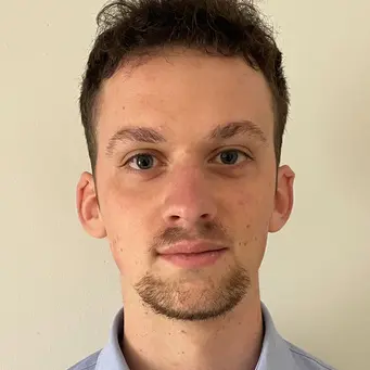 CV Chargé de développement commercial et marketing - réf.2508180507