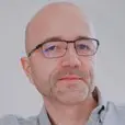 CV Commercial sénior