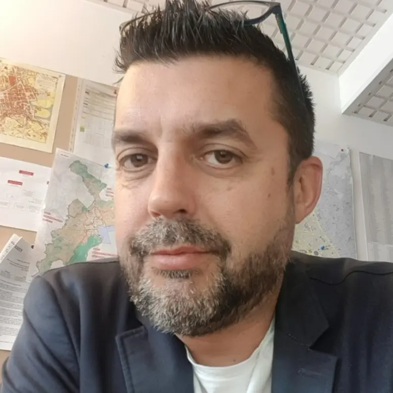 CV Chargé d'affaires et conducteur de travaux