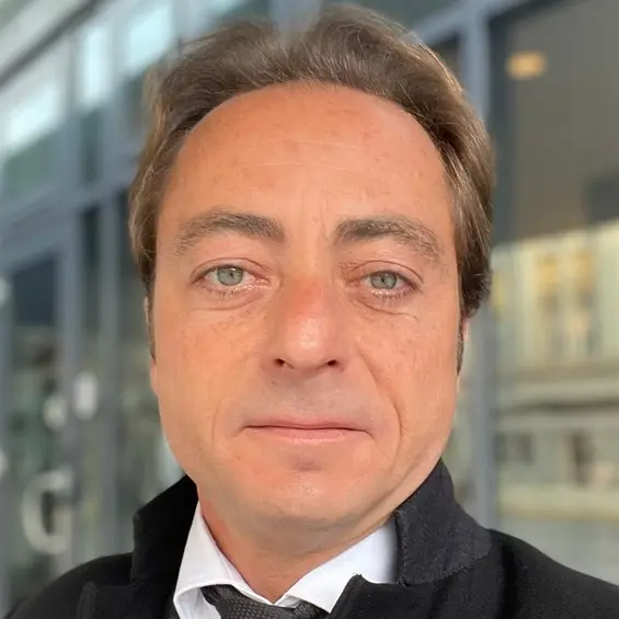 CV Vice président exécutif pole contrats - réf.260914182338